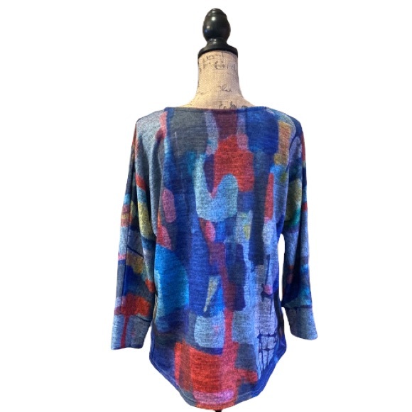 Claire Desjardins by Carre Noir Water Color 3/4 Length Sleeve Top - Picture 2 of 10